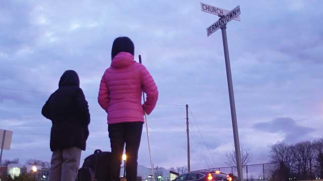 Luar Bioskop Vol. 1: Pemutaran dan Diskusi Film “Sejauh Kumelangkah”