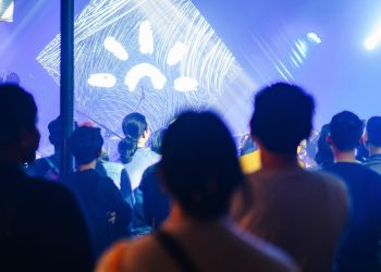 Serba Pertama di Paralaks Intimate Showcase dan Mengapa Penting Merayakannya